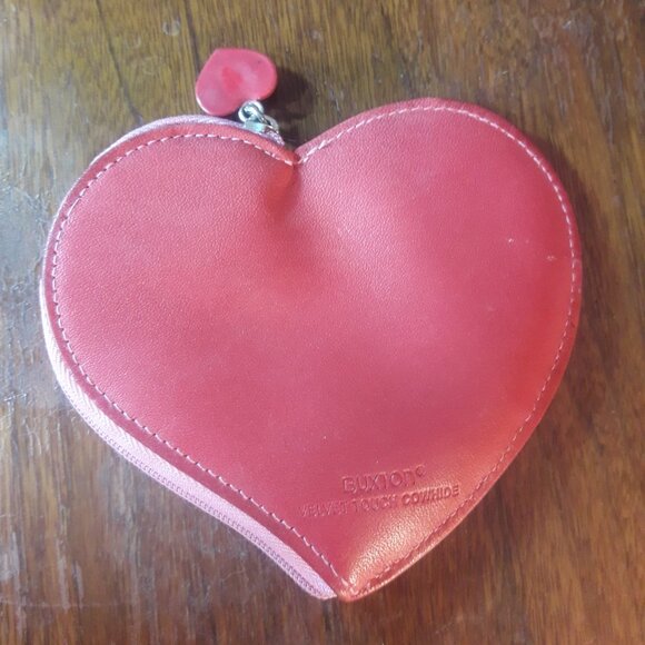 Buxton Red Leather Heart Coin Purse Wallet Vintage Early 2000s Y2K - Picture 3 of 5